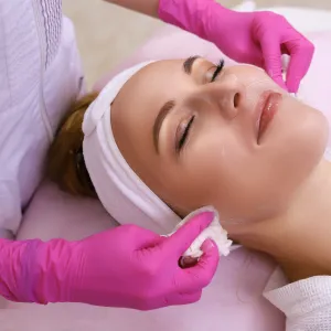 Deep Facial Cleanse  Eyebrow Waxing | 3 Services