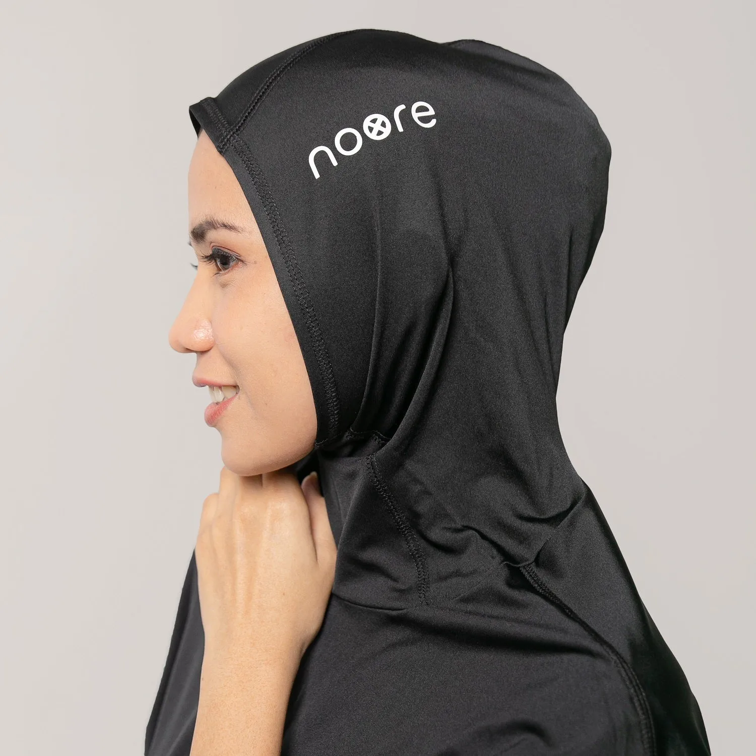 NOORE - Sarai Sport Hijab - Black