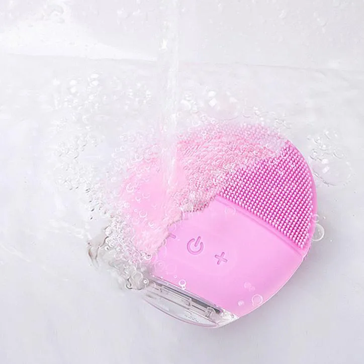 Rechargeable Silicone Facial Cleaner