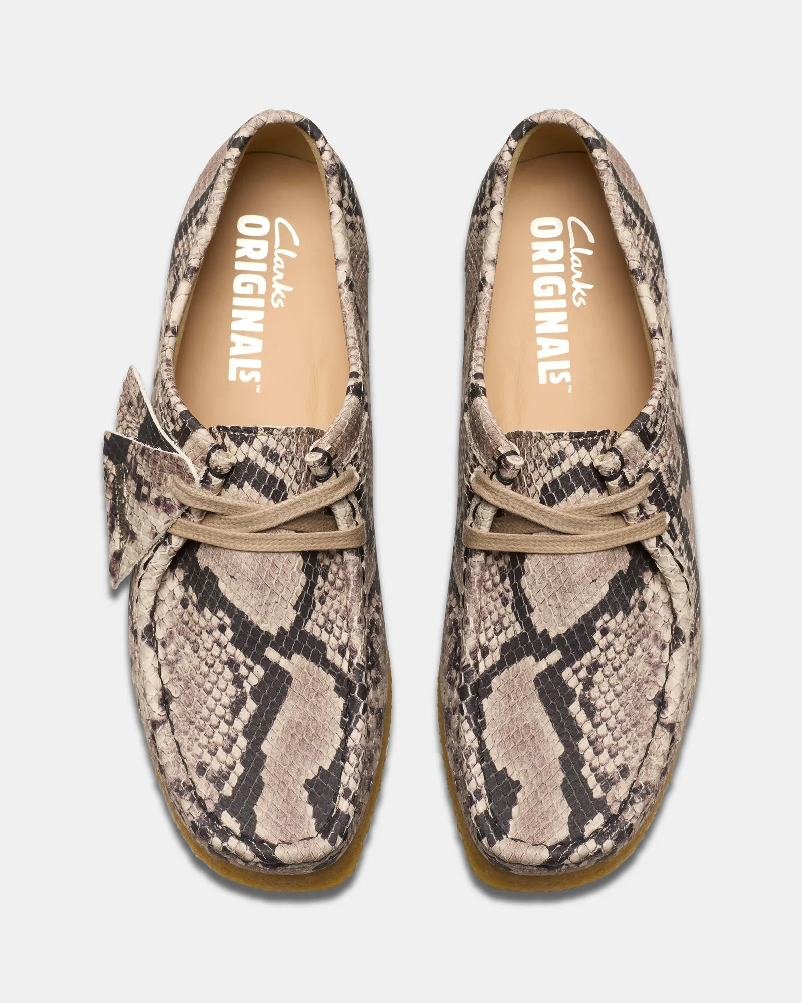 Wallabee. (W) Grey Snake Lea